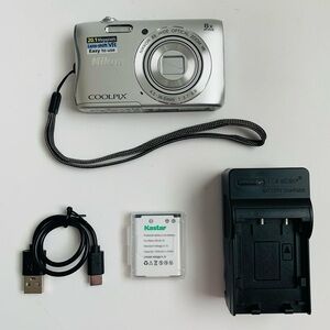 Nikon Coolpix S3700 Digital Camera W/Strap, Battery, Charger, & USB Cable TESTED